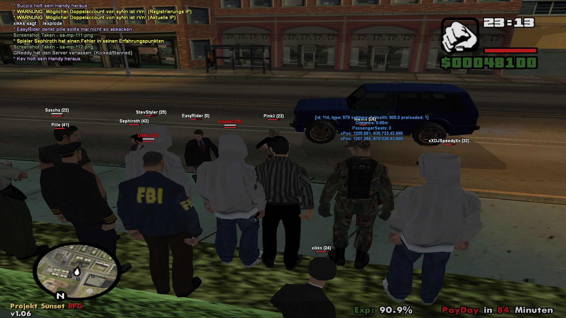 Alle Spieler treffen sich für ein Foto, nachts Alle Spieler treffen sich für ein Foto, nachts.